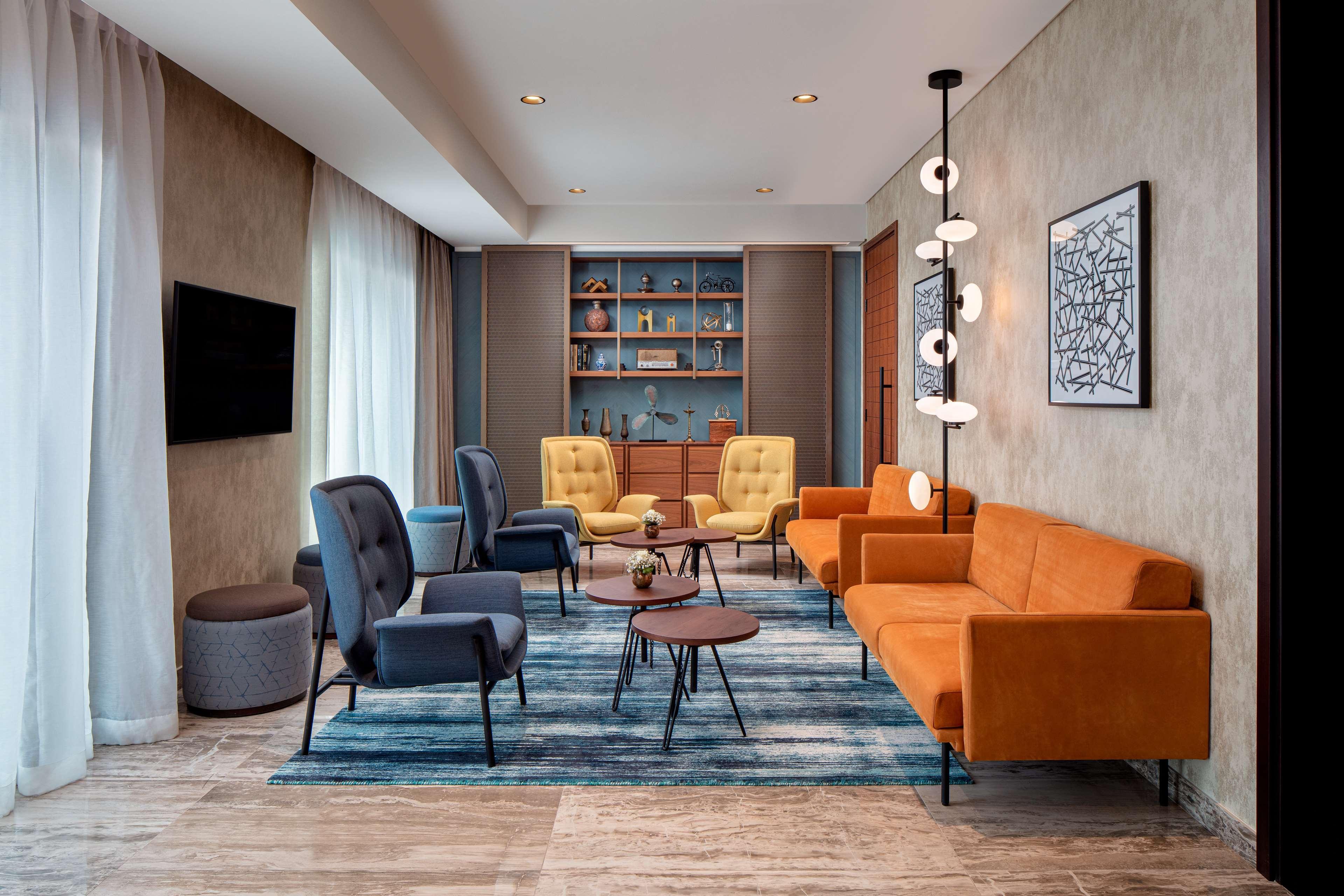 Doubletree By Hilton Hotel And Residences Dubai - Al Barsha Extérieur photo