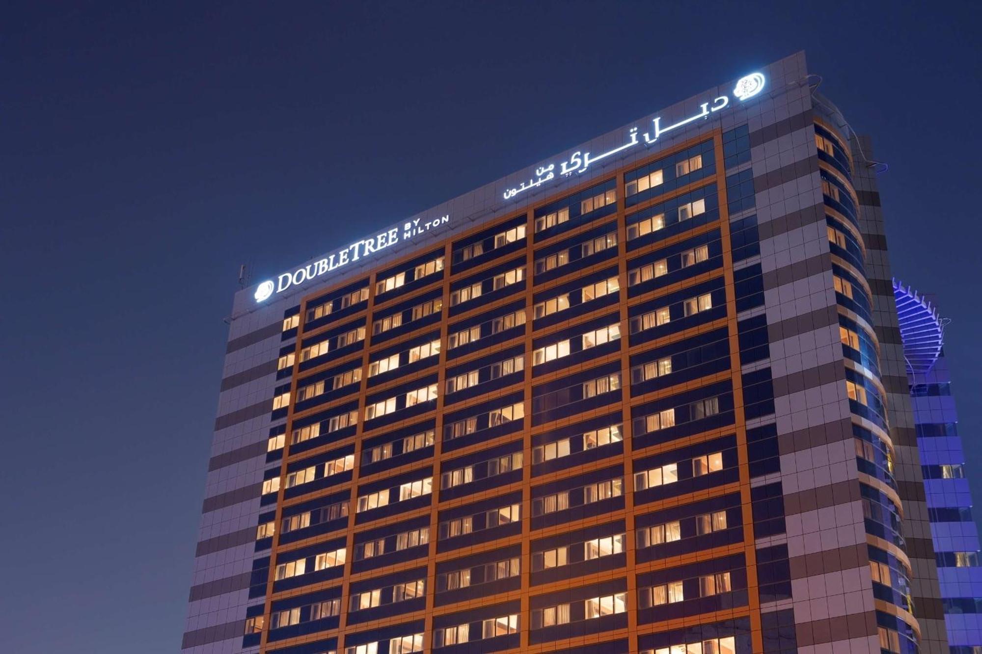 Doubletree By Hilton Hotel And Residences Dubai - Al Barsha Extérieur photo