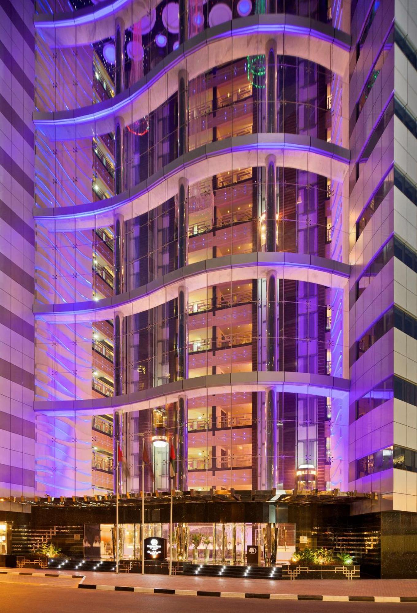 Doubletree By Hilton Hotel And Residences Dubai - Al Barsha Extérieur photo